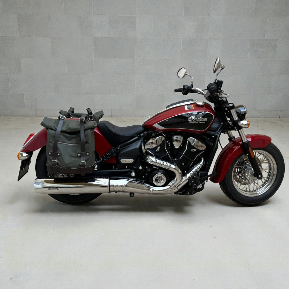 Sacoche latérale moto en toile 20 L - Click - Fix verrouillable à clé. – moto Universel personnalisée Arthus Motors