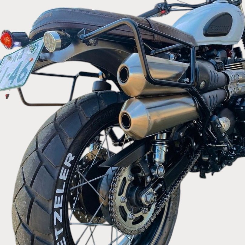 Support sacoche latérale moto - Kick Fix – moto Universel personnalisée Arthus Motors