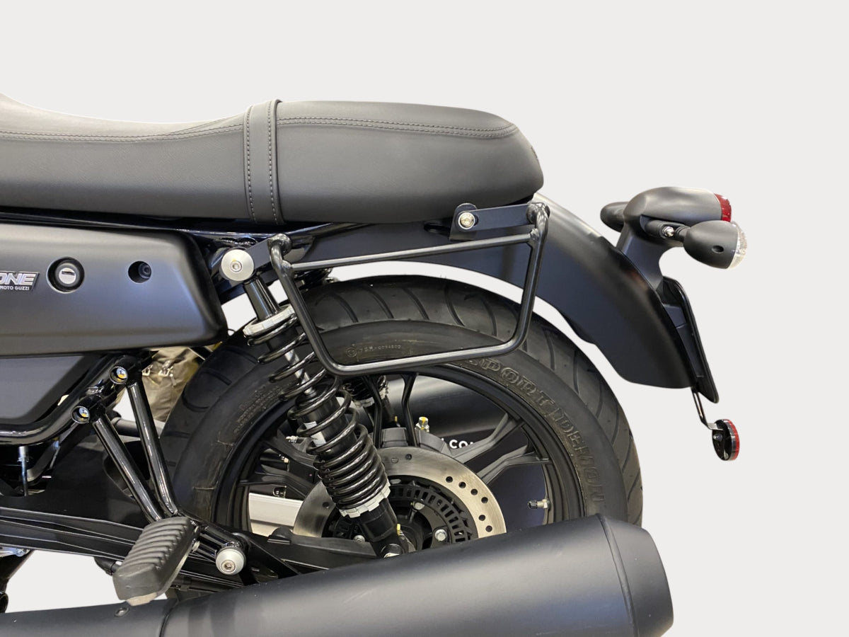 Support sacoche latérale moto - Kick Fix – moto Universel personnalisée Arthus Motors